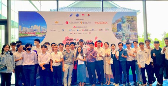 Cán bộ viên chức và học sinh sinh viên nhà trường  tham gia chương trình Japan Kanagawa Festival In Danang 2023